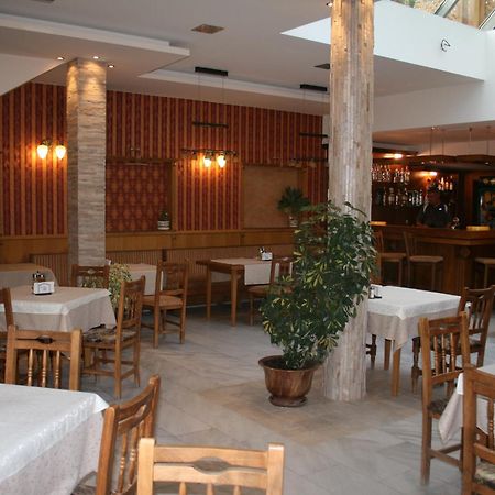 Mirana Family Hotel Burgas Esterno foto