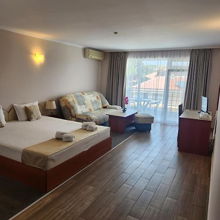Mirana Family Hotel Burgas Esterno foto