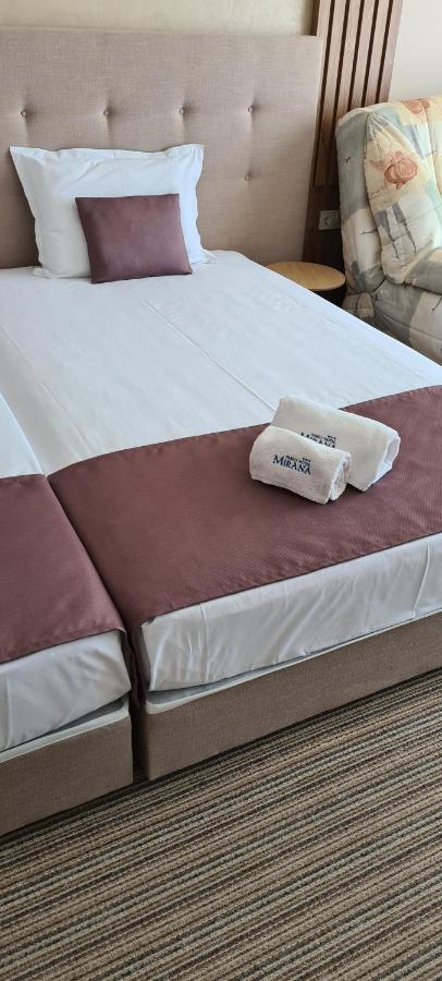 Mirana Family Hotel Burgas Esterno foto