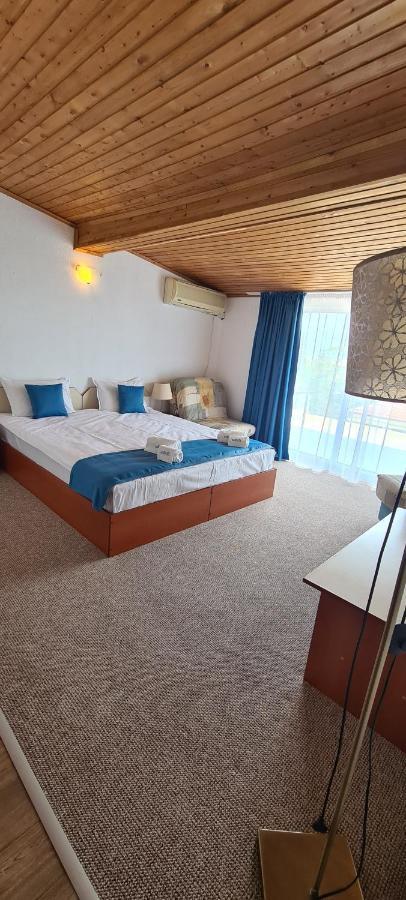 Mirana Family Hotel Burgas Esterno foto