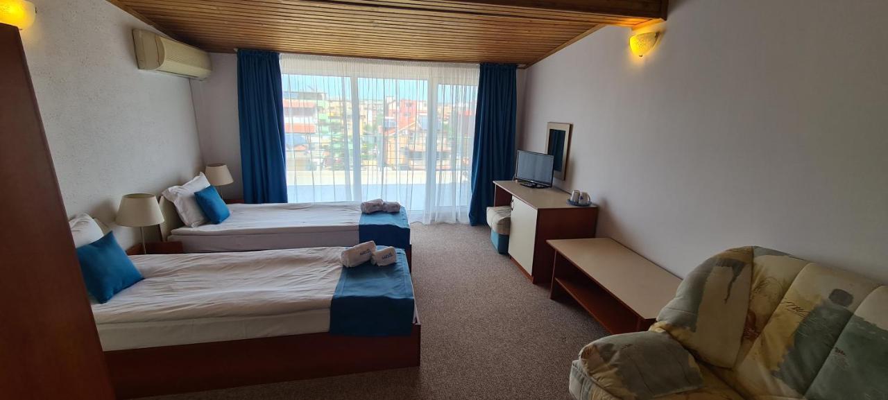 Mirana Family Hotel Burgas Esterno foto