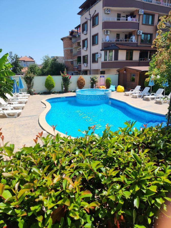 Mirana Family Hotel Burgas Esterno foto
