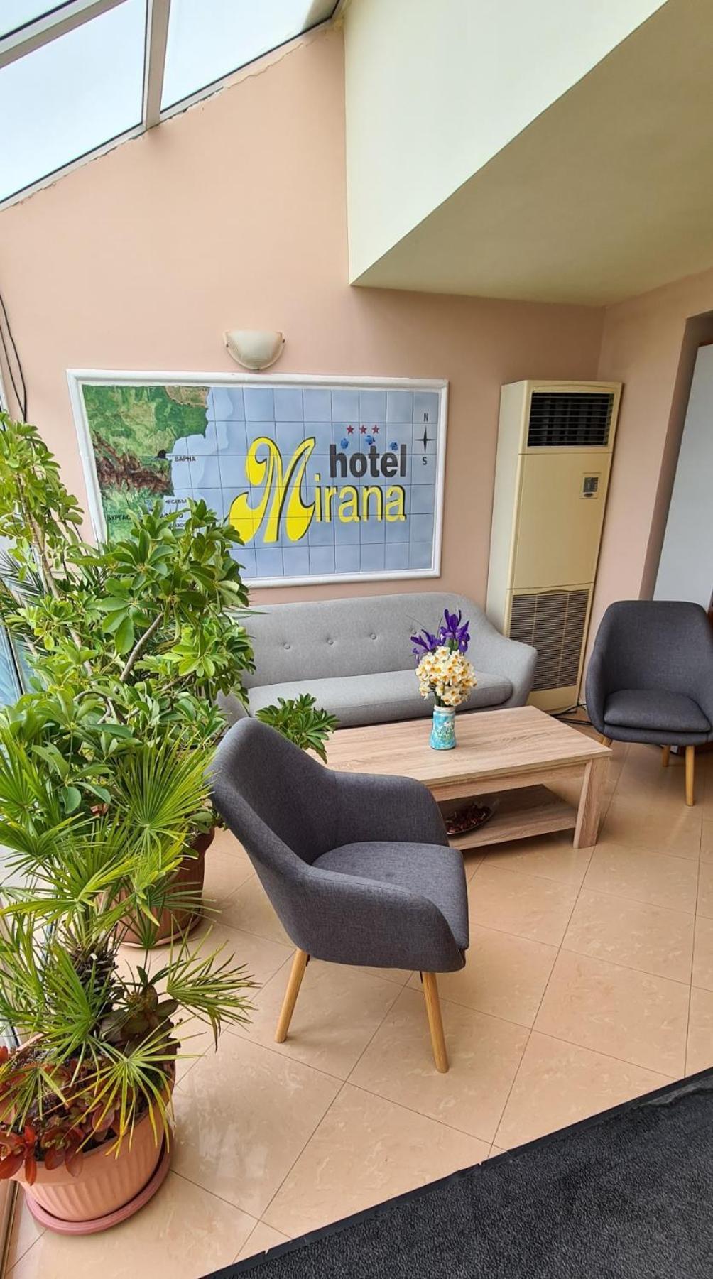 Mirana Family Hotel Burgas Esterno foto