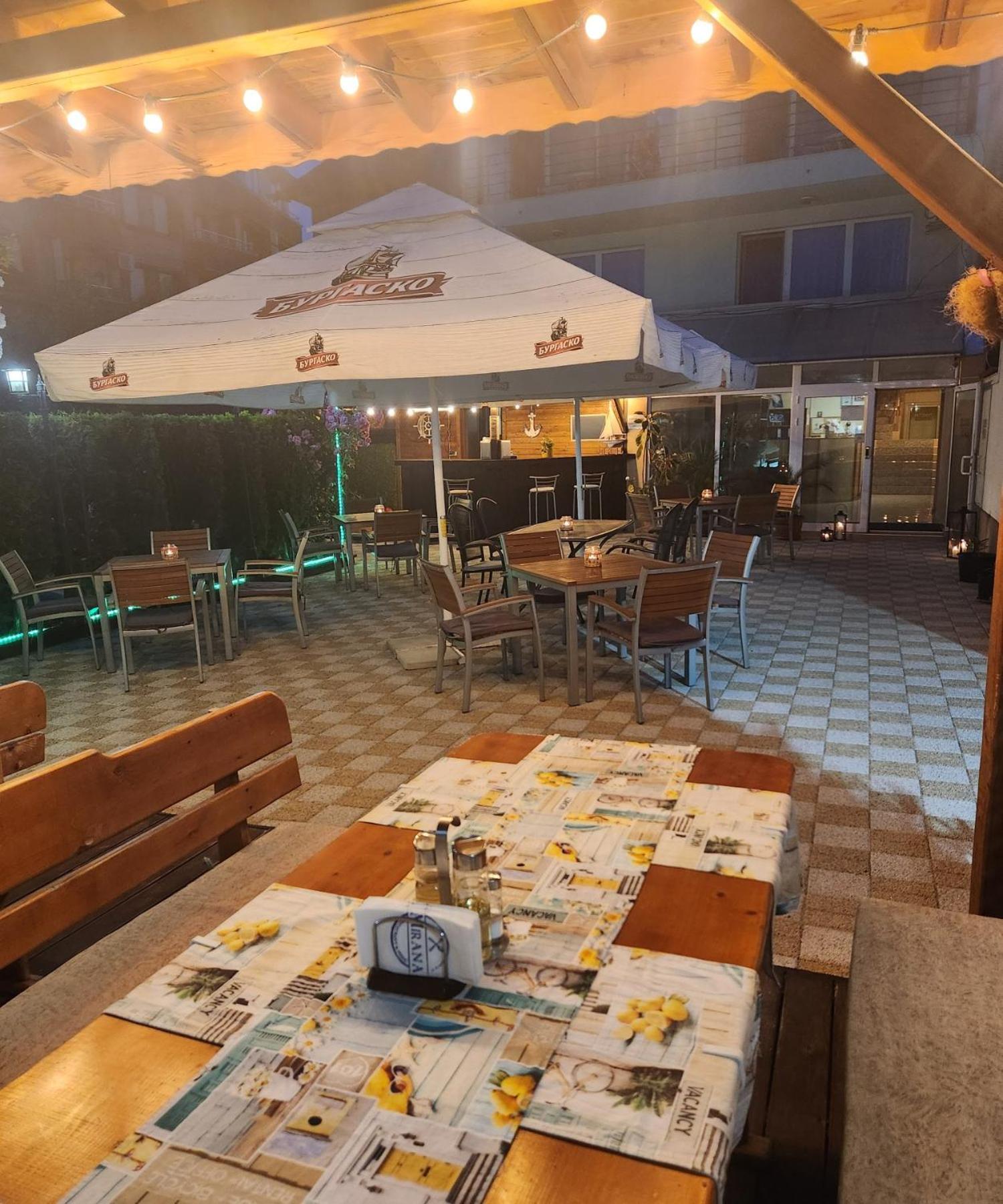 Mirana Family Hotel Burgas Esterno foto