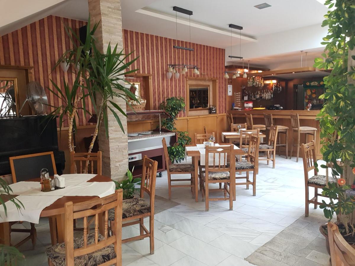 Mirana Family Hotel Burgas Esterno foto