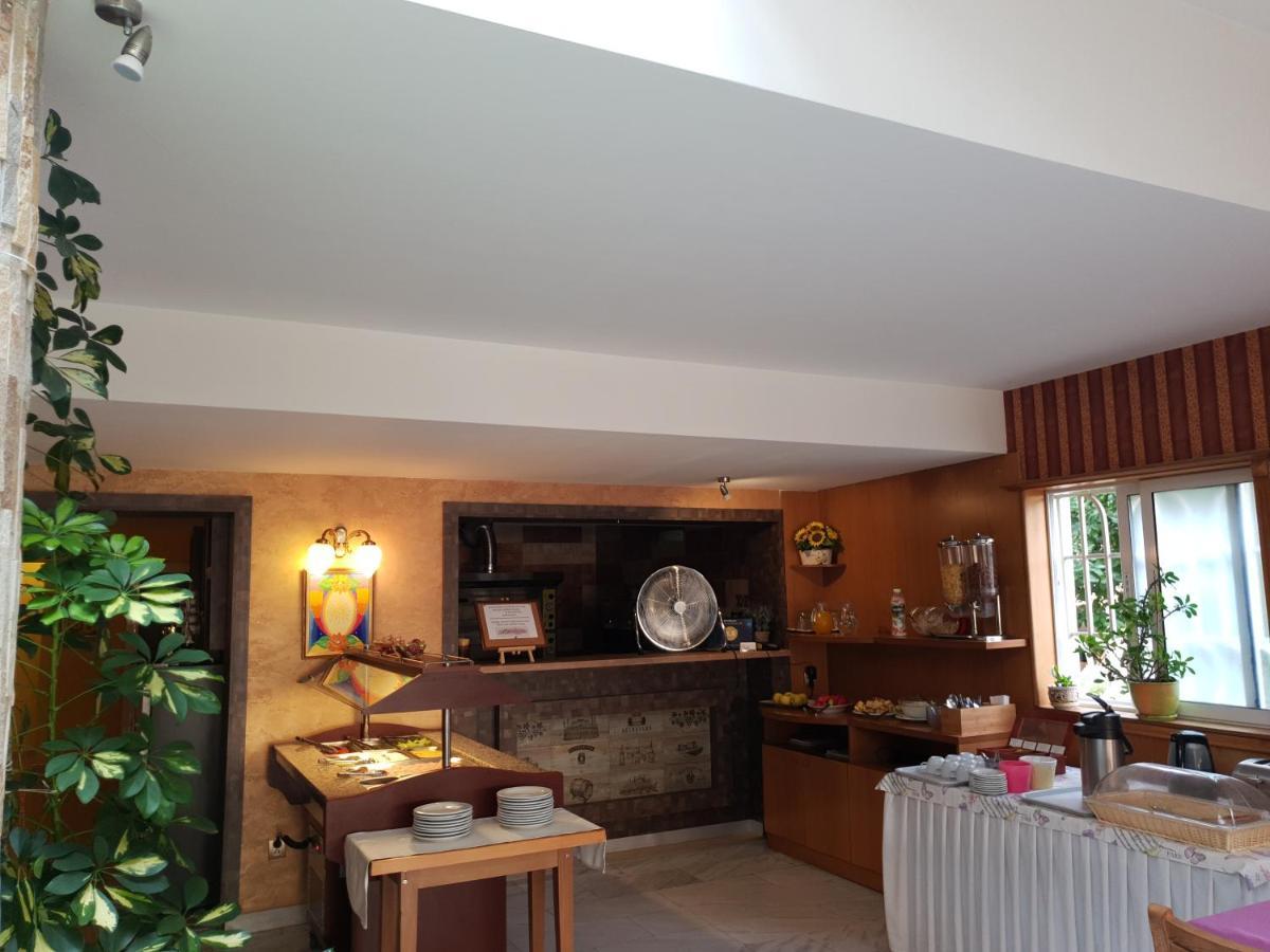 Mirana Family Hotel Burgas Esterno foto